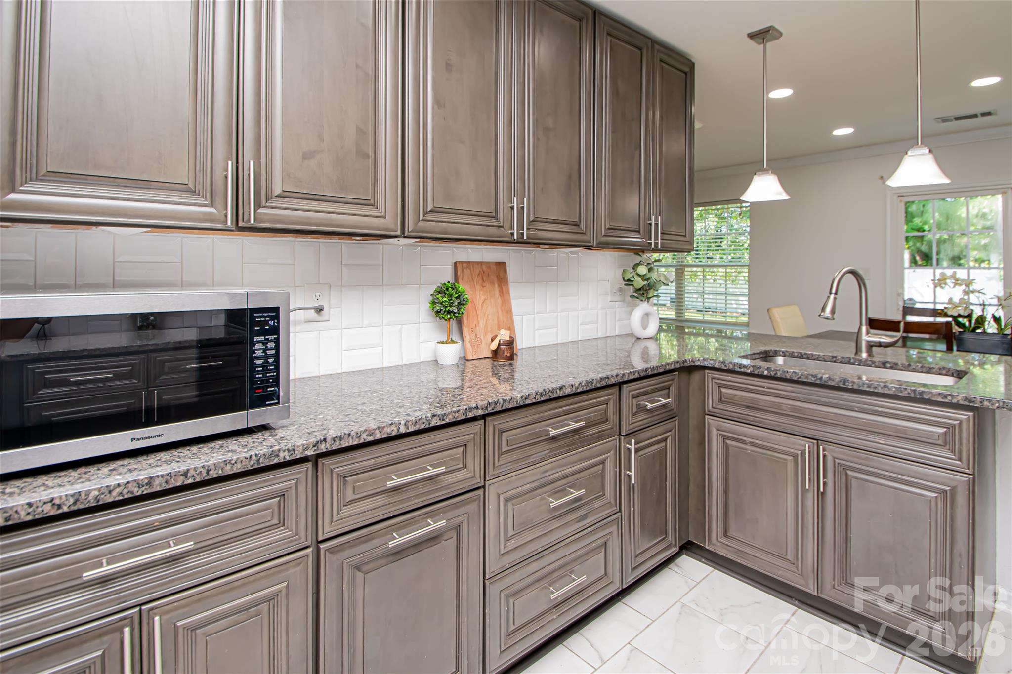 11611 Tribal Drive — Charlotte