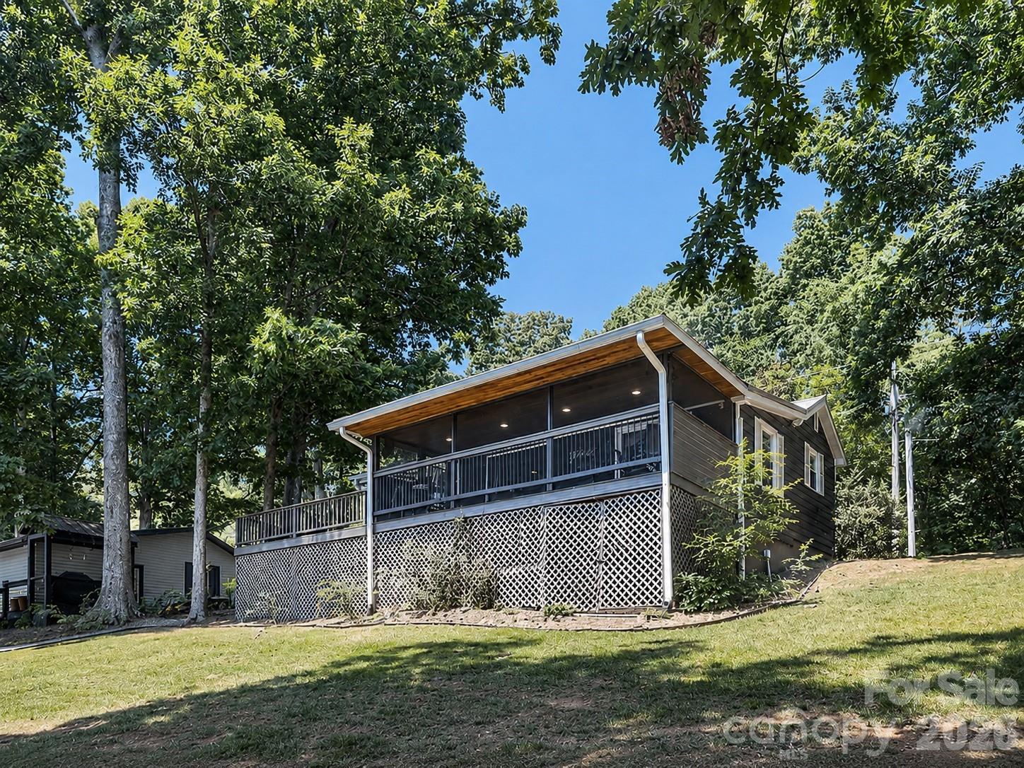 4580 Kiser Island Road — Terrell