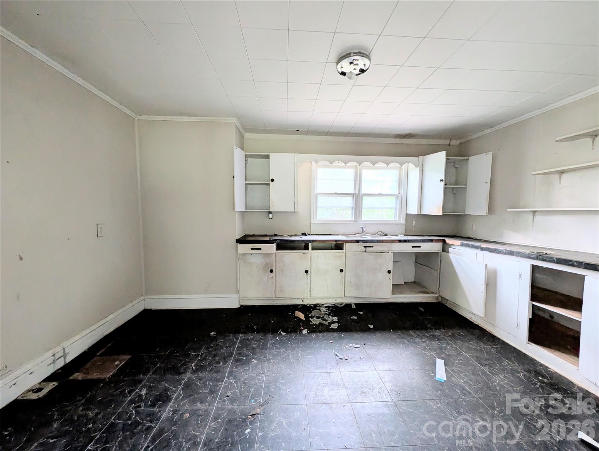 204 Brown Waterson Road — Cherryville