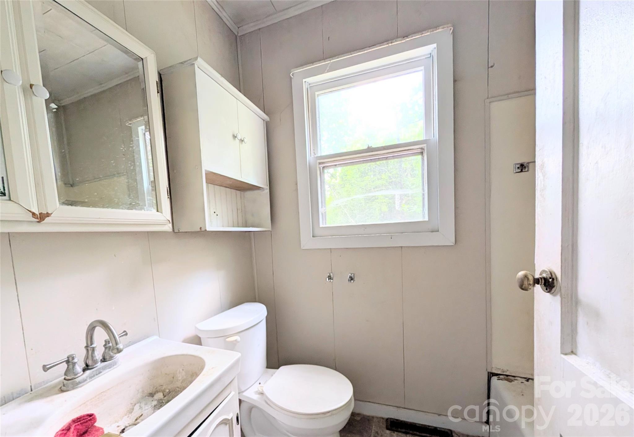 204 Brown Waterson Road — Cherryville