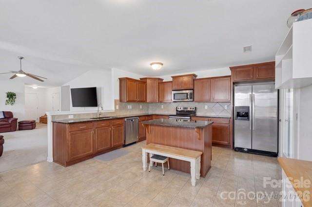 627 Smokehouse Lane — Albemarle