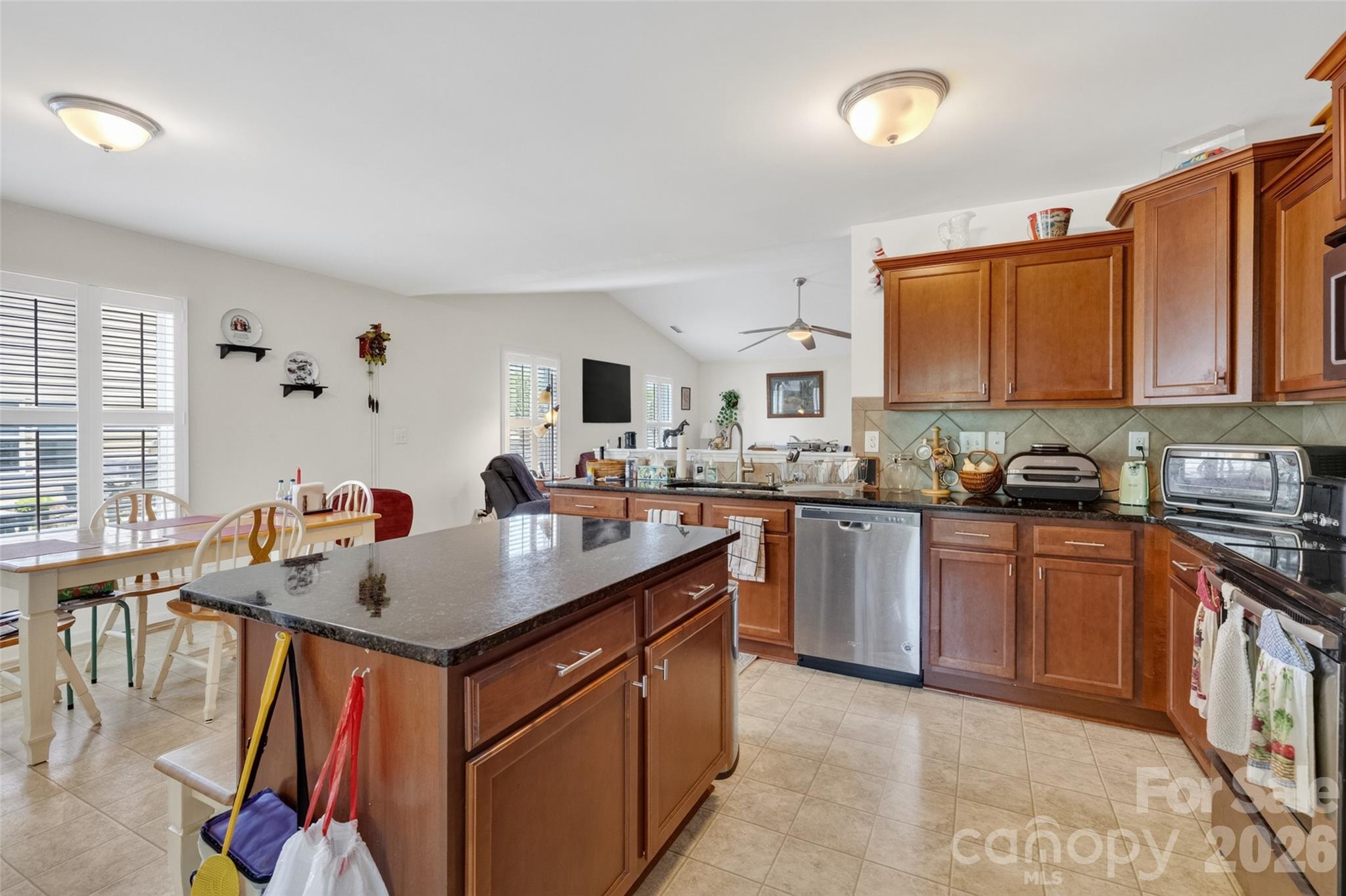 627 Smokehouse Lane — Albemarle
