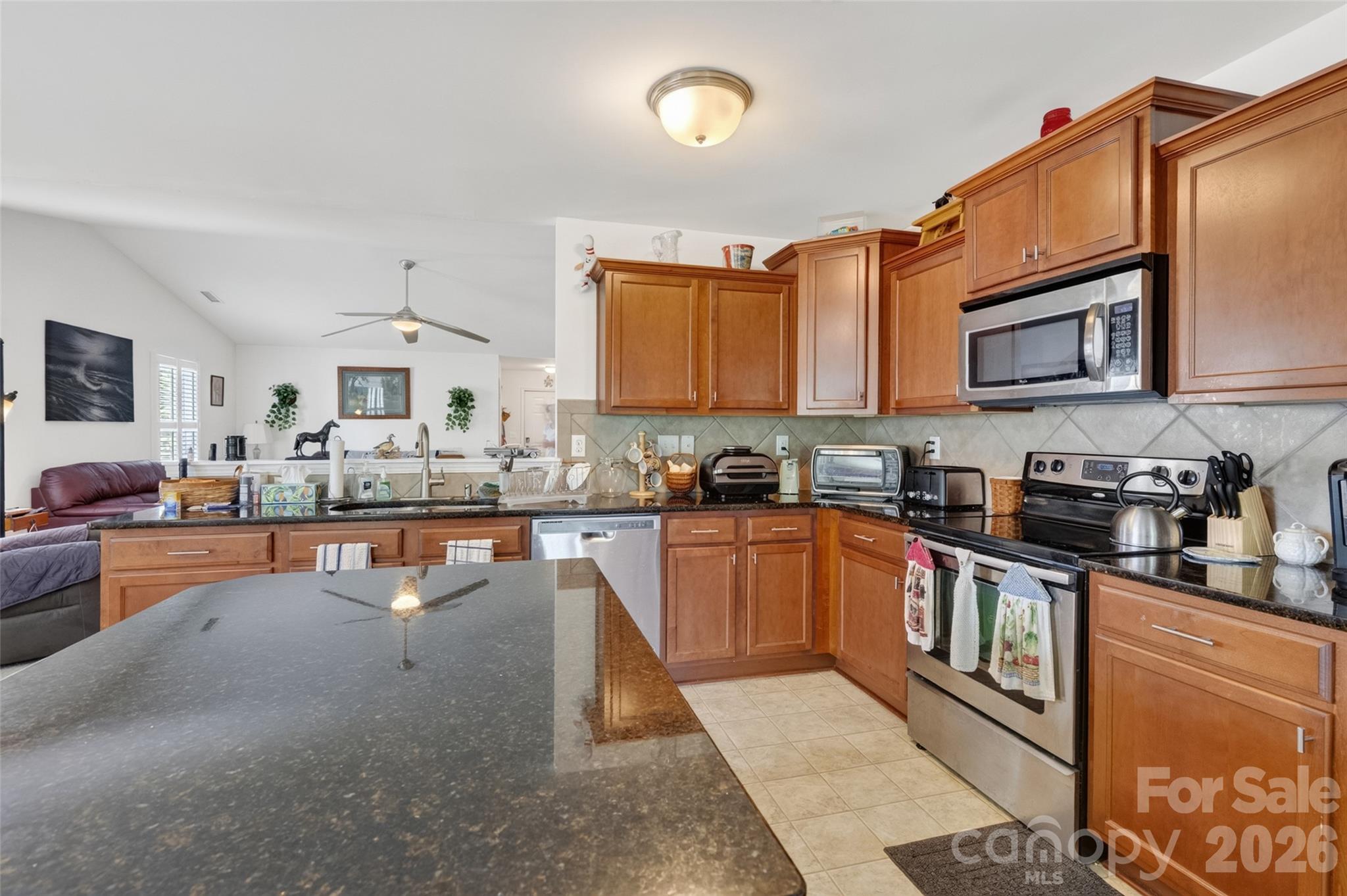 627 Smokehouse Lane — Albemarle