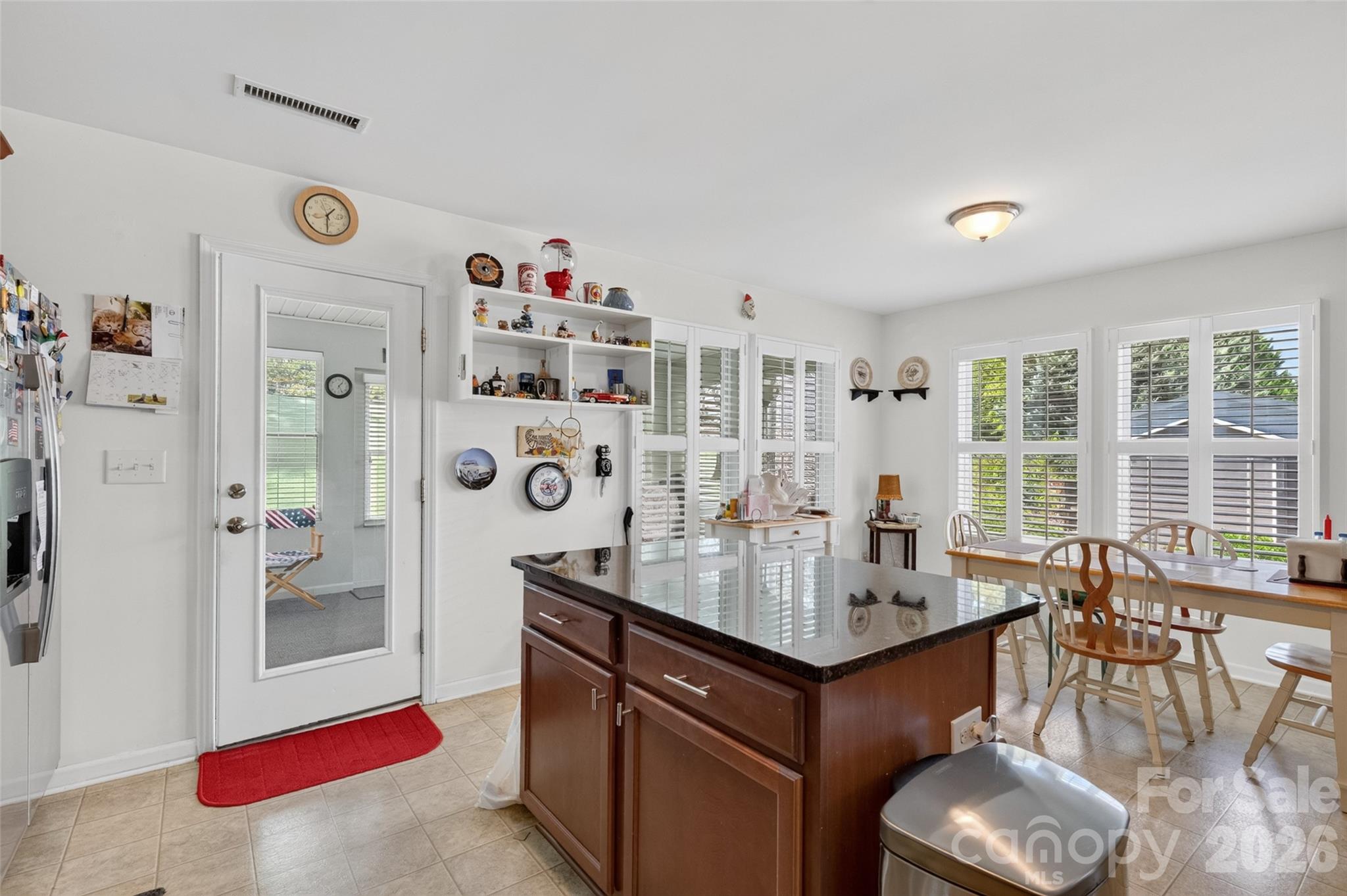 627 Smokehouse Lane — Albemarle