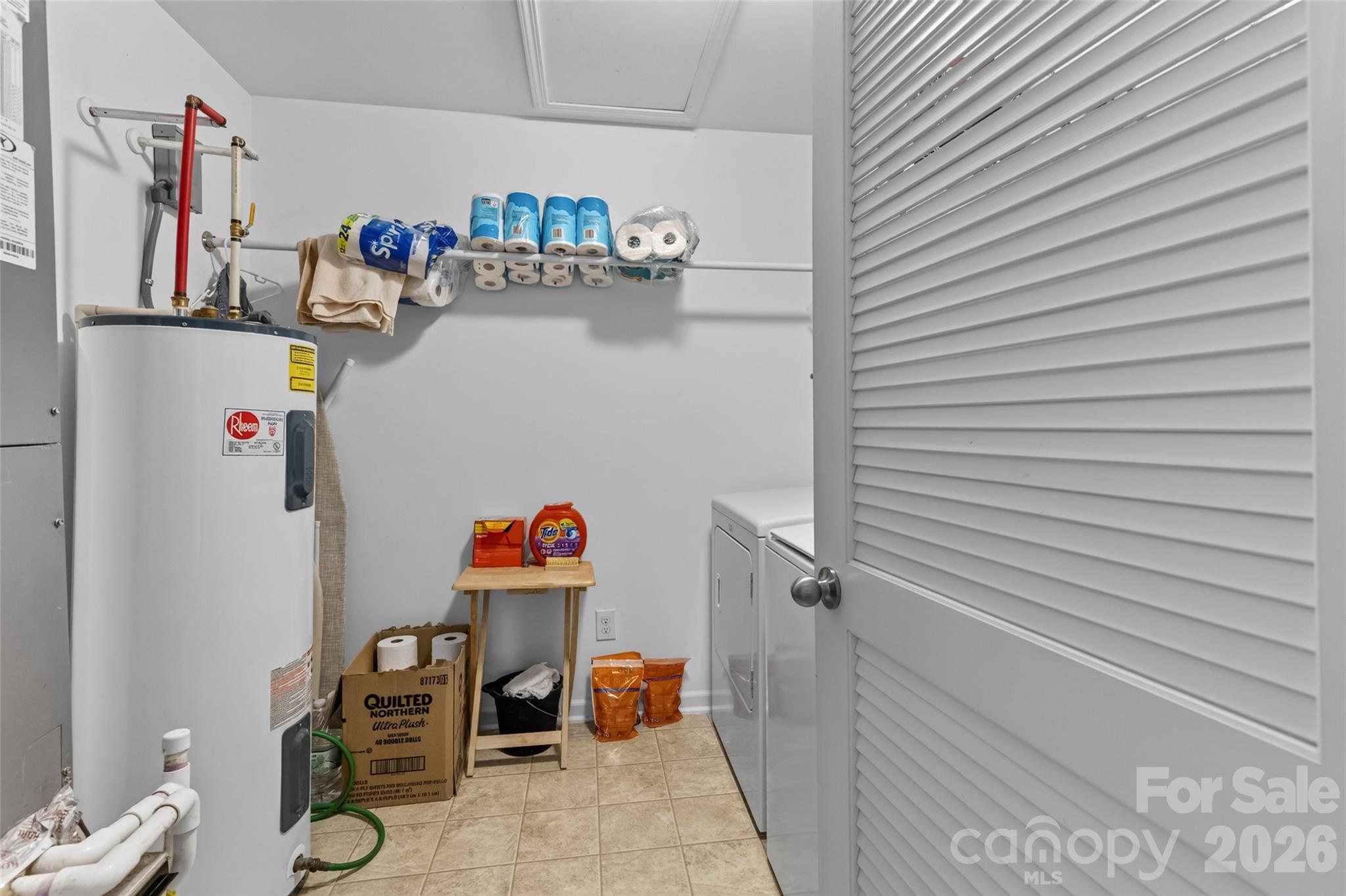627 Smokehouse Lane — Albemarle