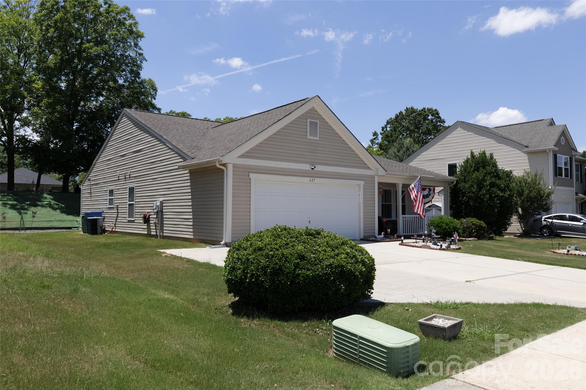627 Smokehouse Lane — Albemarle