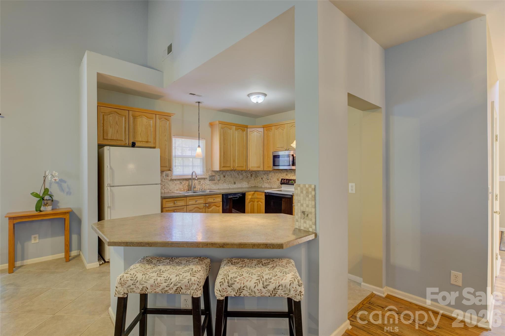 11611 Knightsdale Drive — Charlotte