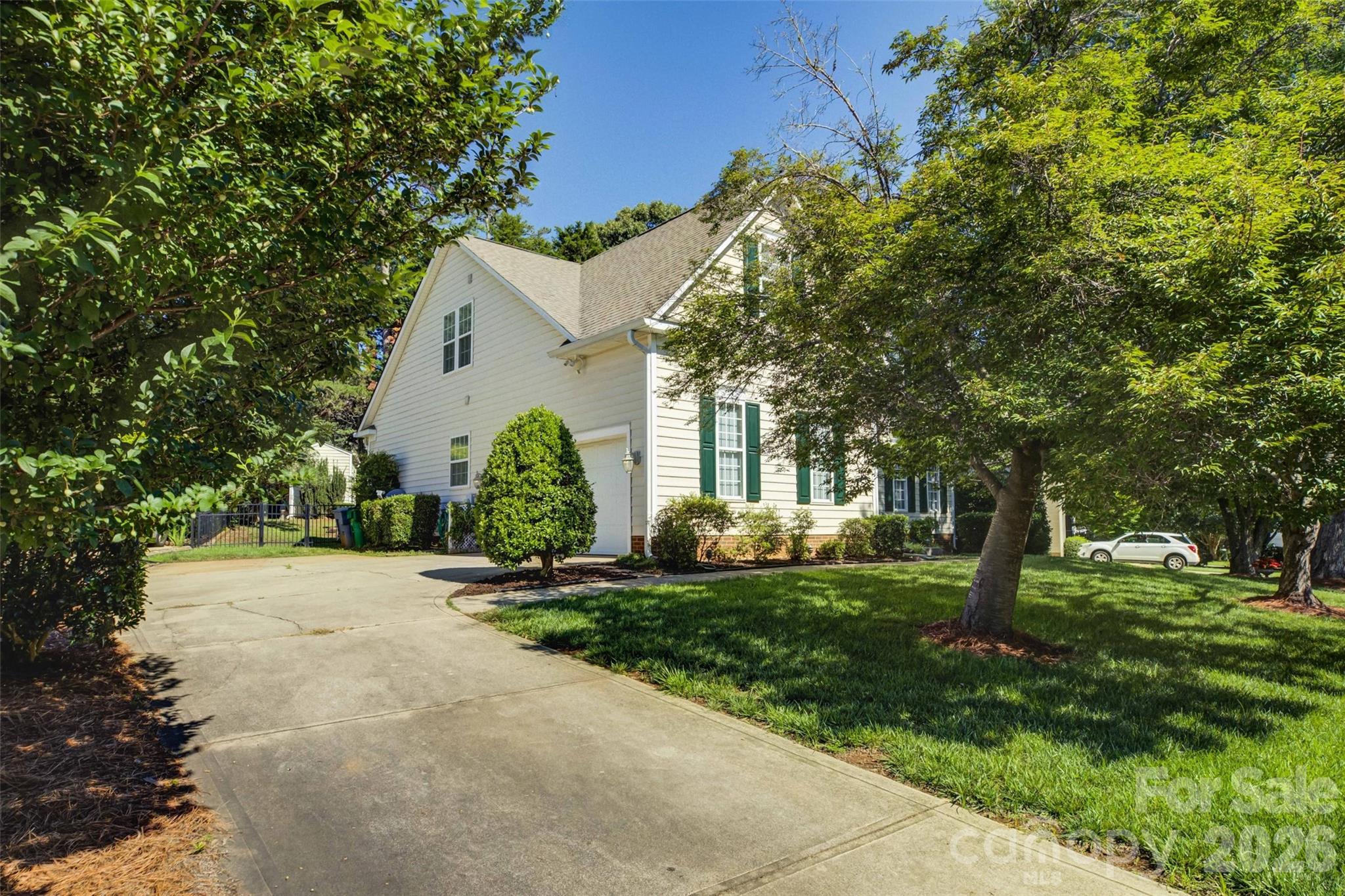 11611 Knightsdale Drive — Charlotte