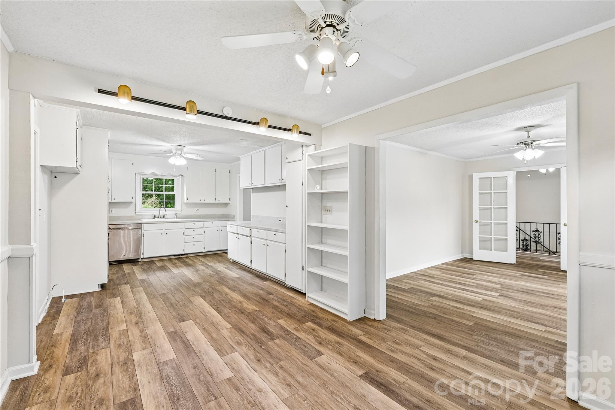 1621 N Oak Drive — Shelby