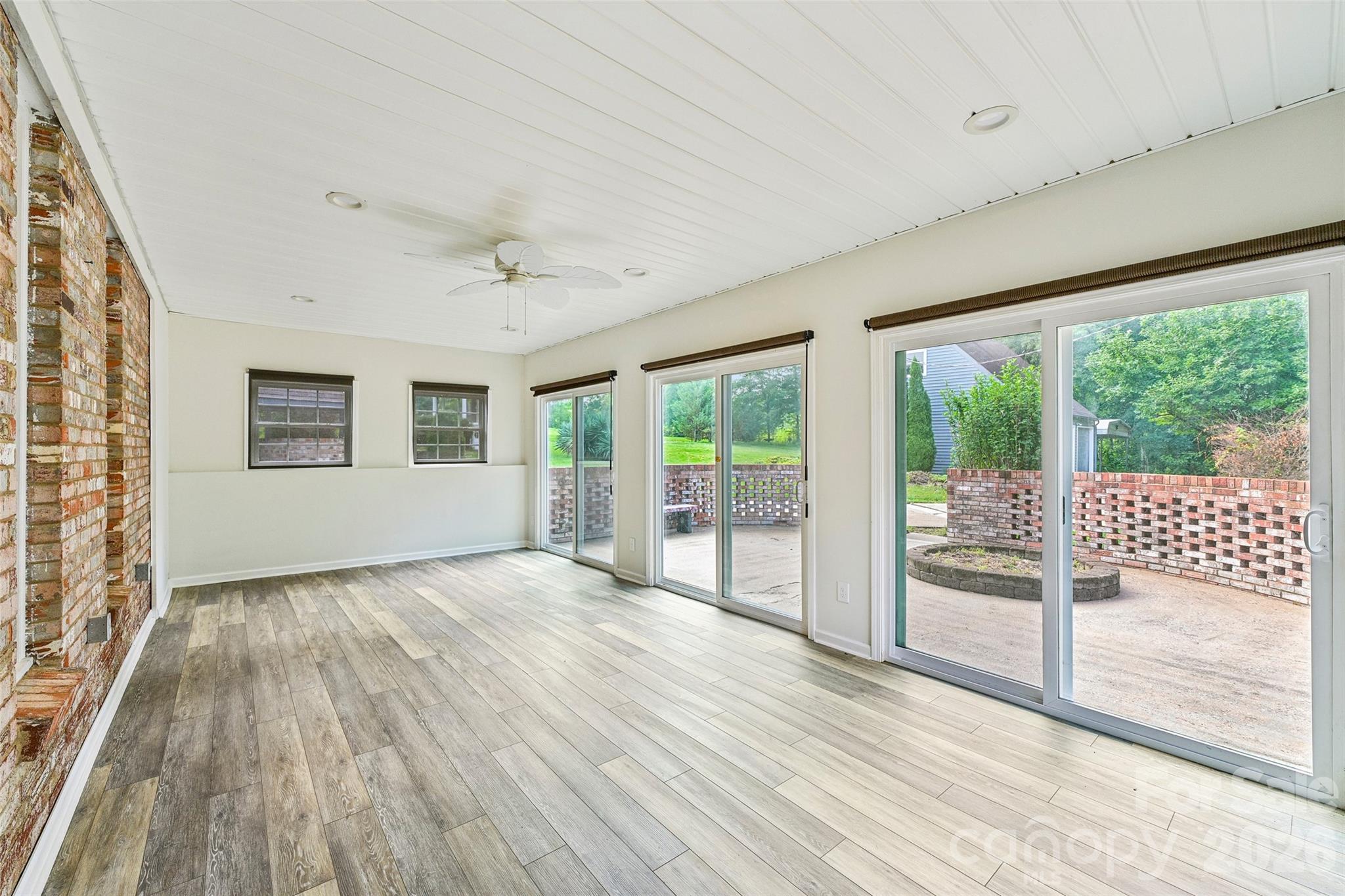 1621 N Oak Drive — Shelby
