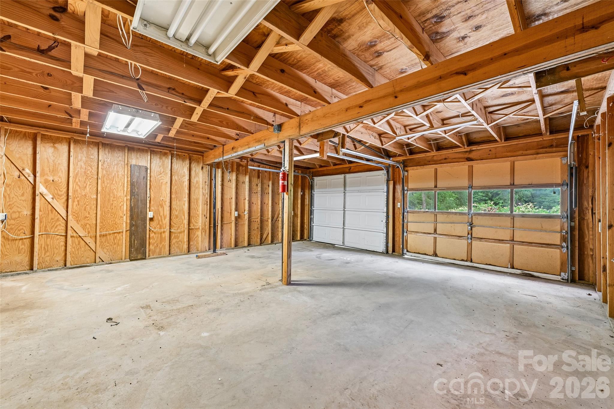 1621 N Oak Drive — Shelby