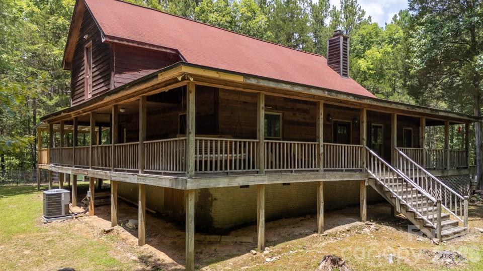 100 Seven Drive — Chapin