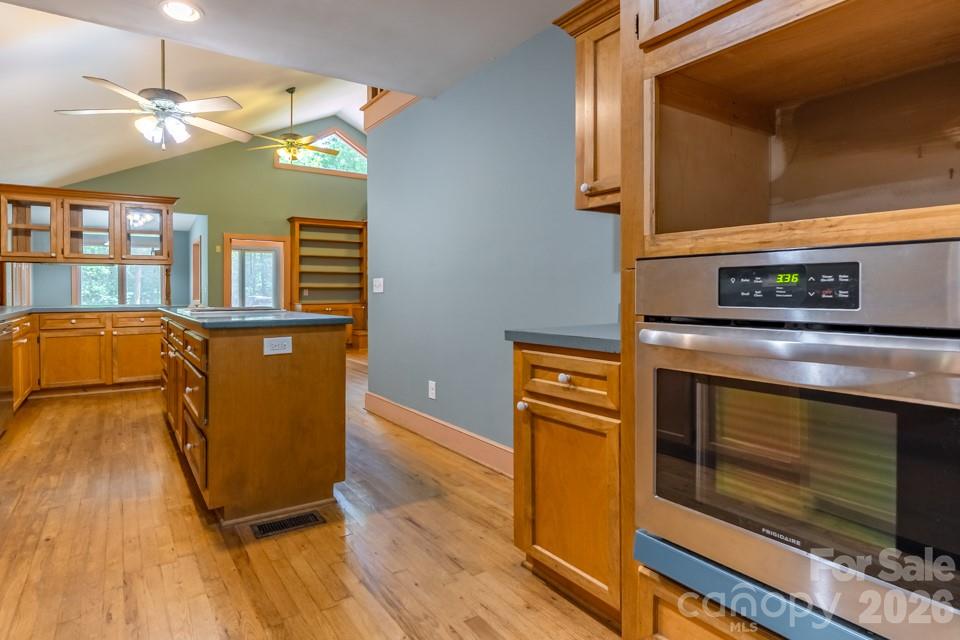 100 Seven Drive — Chapin