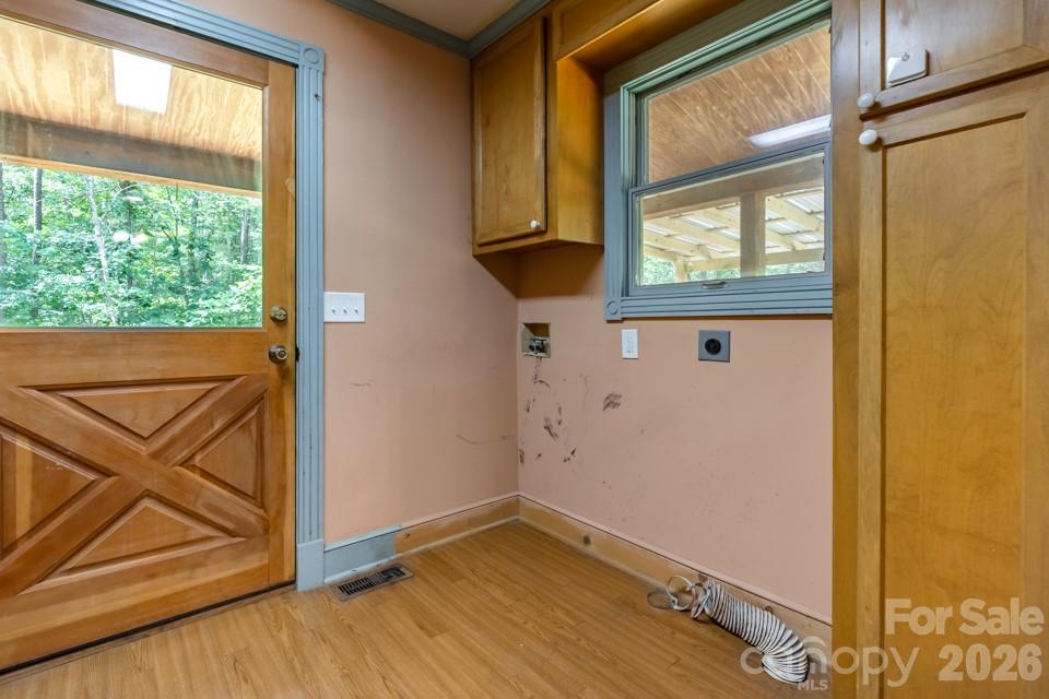100 Seven Drive — Chapin