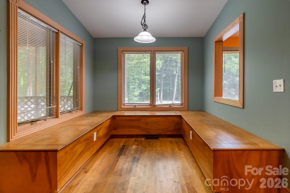 100 Seven Drive — Chapin