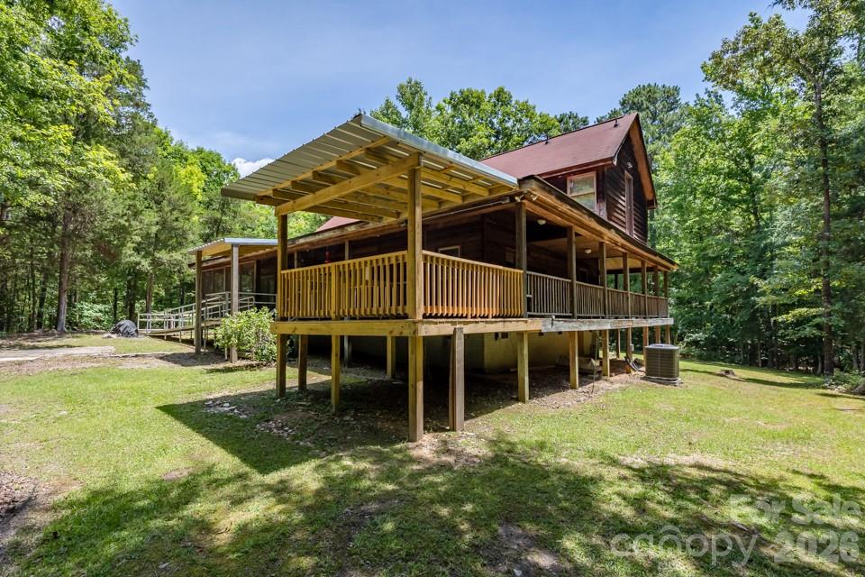 100 Seven Drive — Chapin