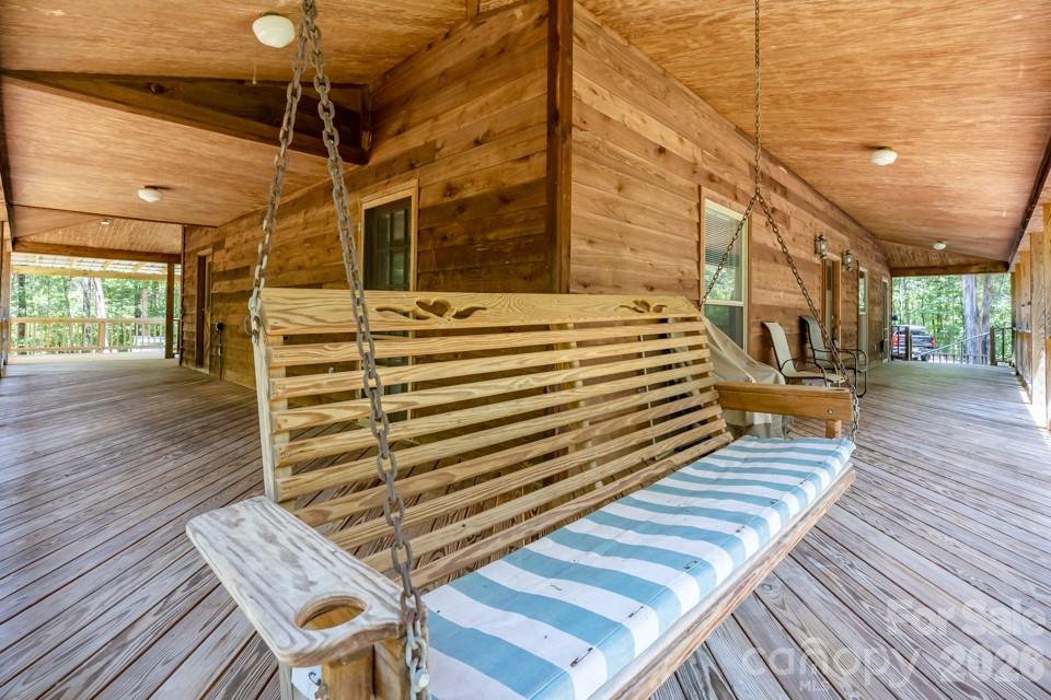100 Seven Drive — Chapin