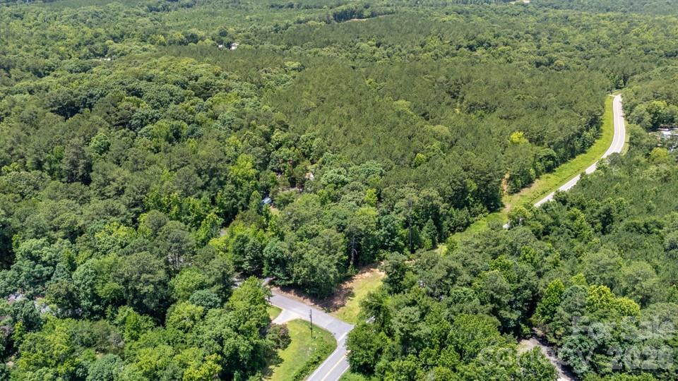 100 Seven Drive — Chapin