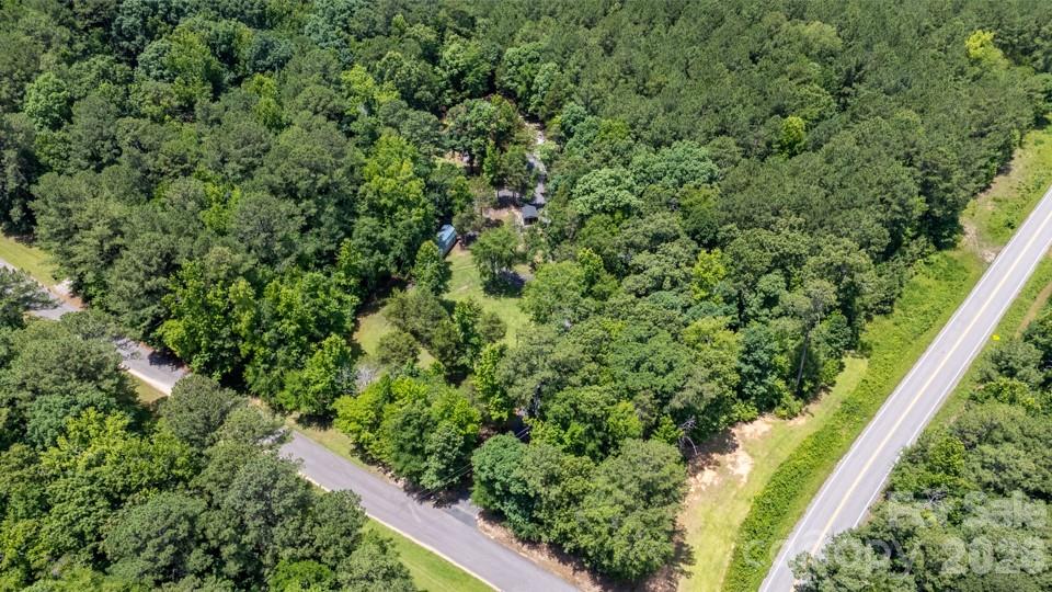 100 Seven Drive — Chapin