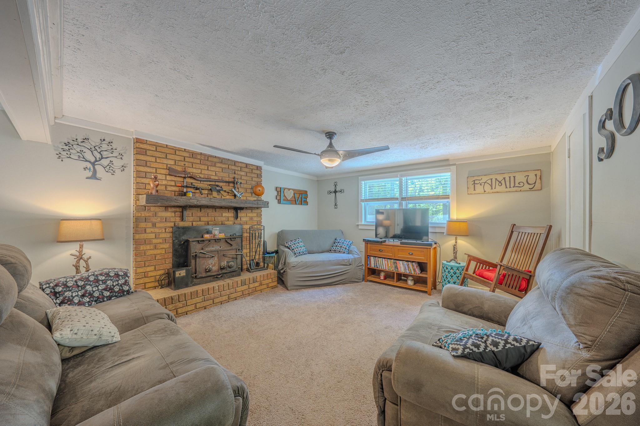 2455 Whisper Wind Lane — Morganton