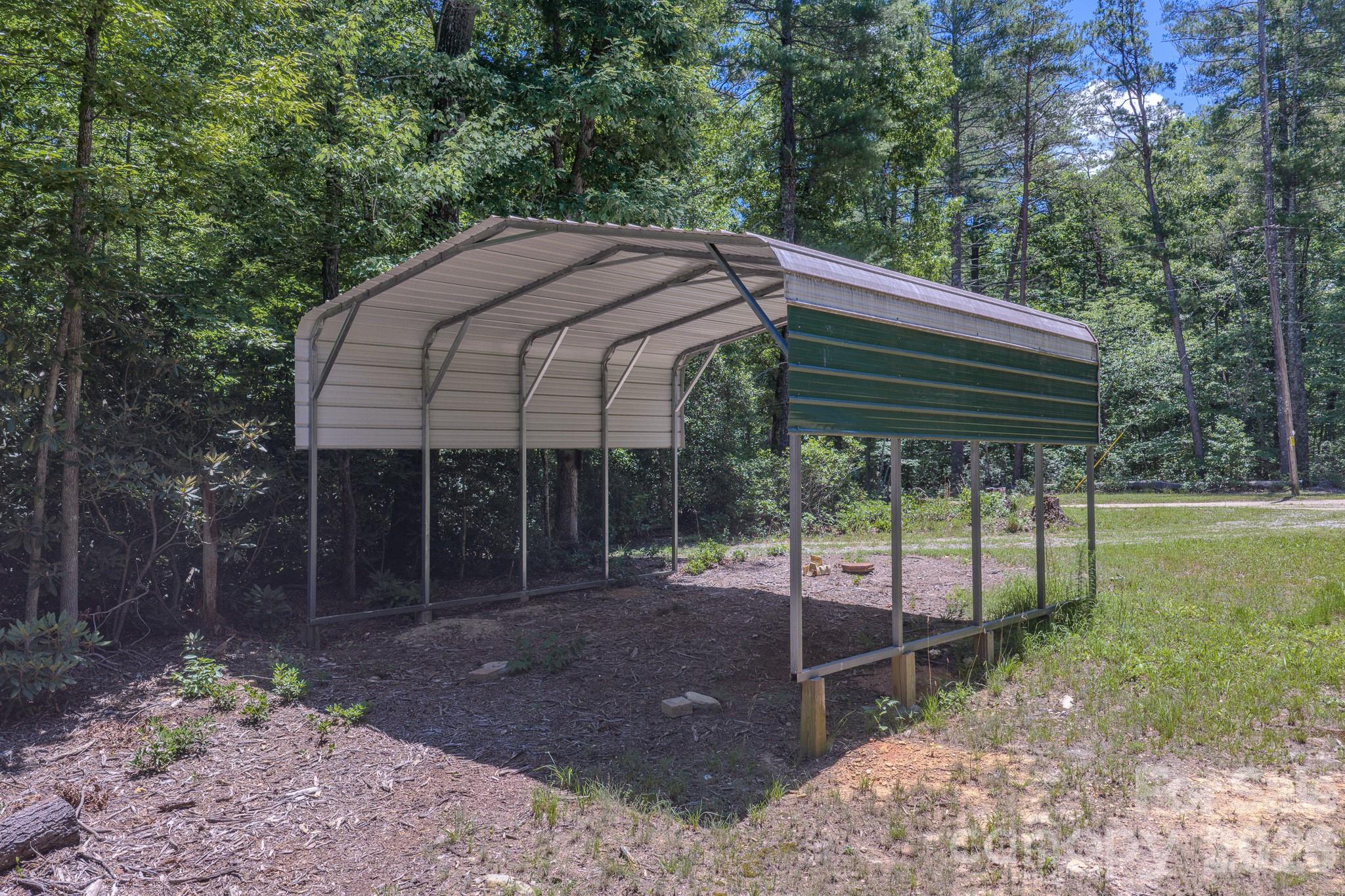 2455 Whisper Wind Lane — Morganton