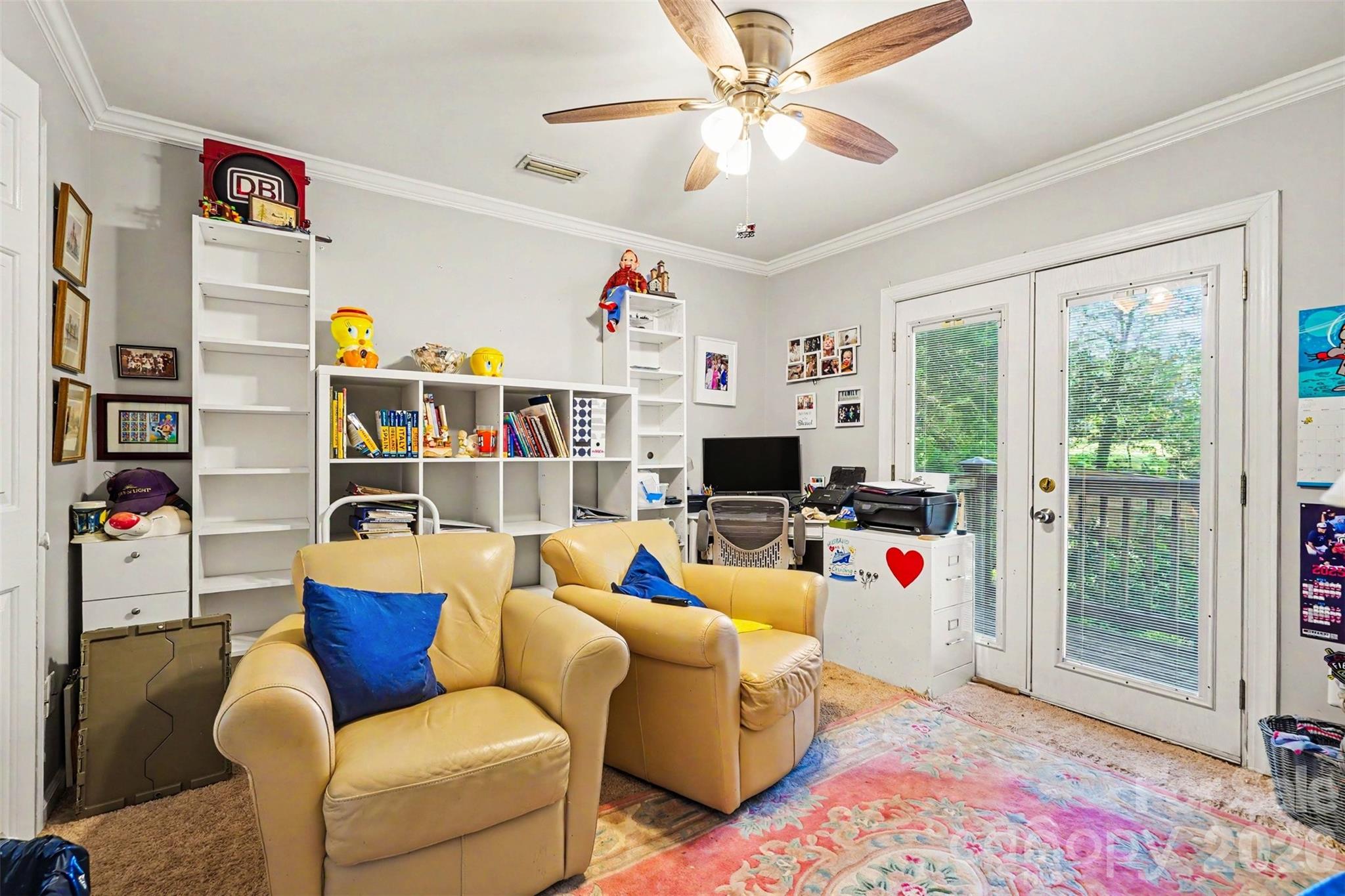 141 32nd Avenue NW — Hickory