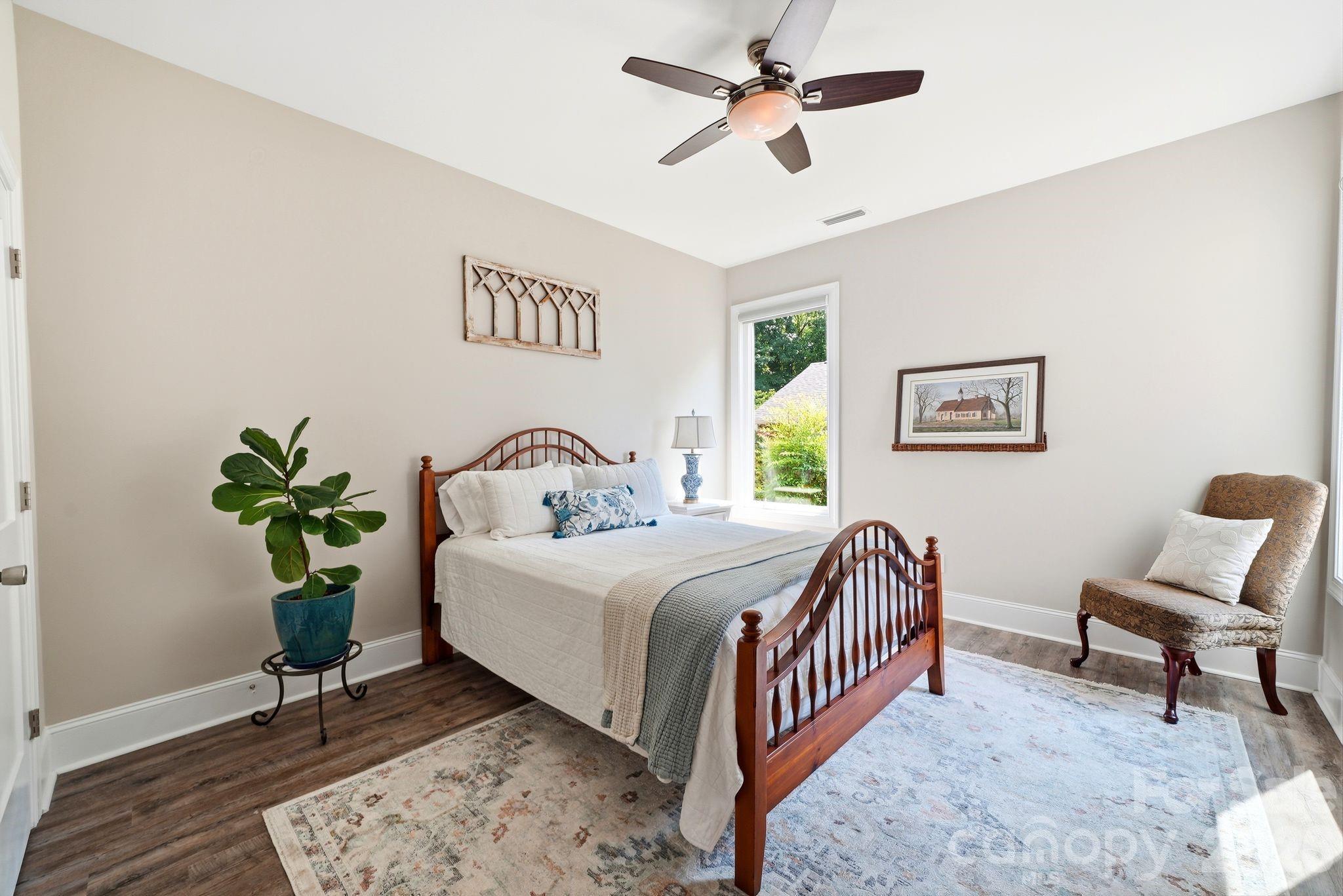 4293 Harbor Lane — Sherrills Ford