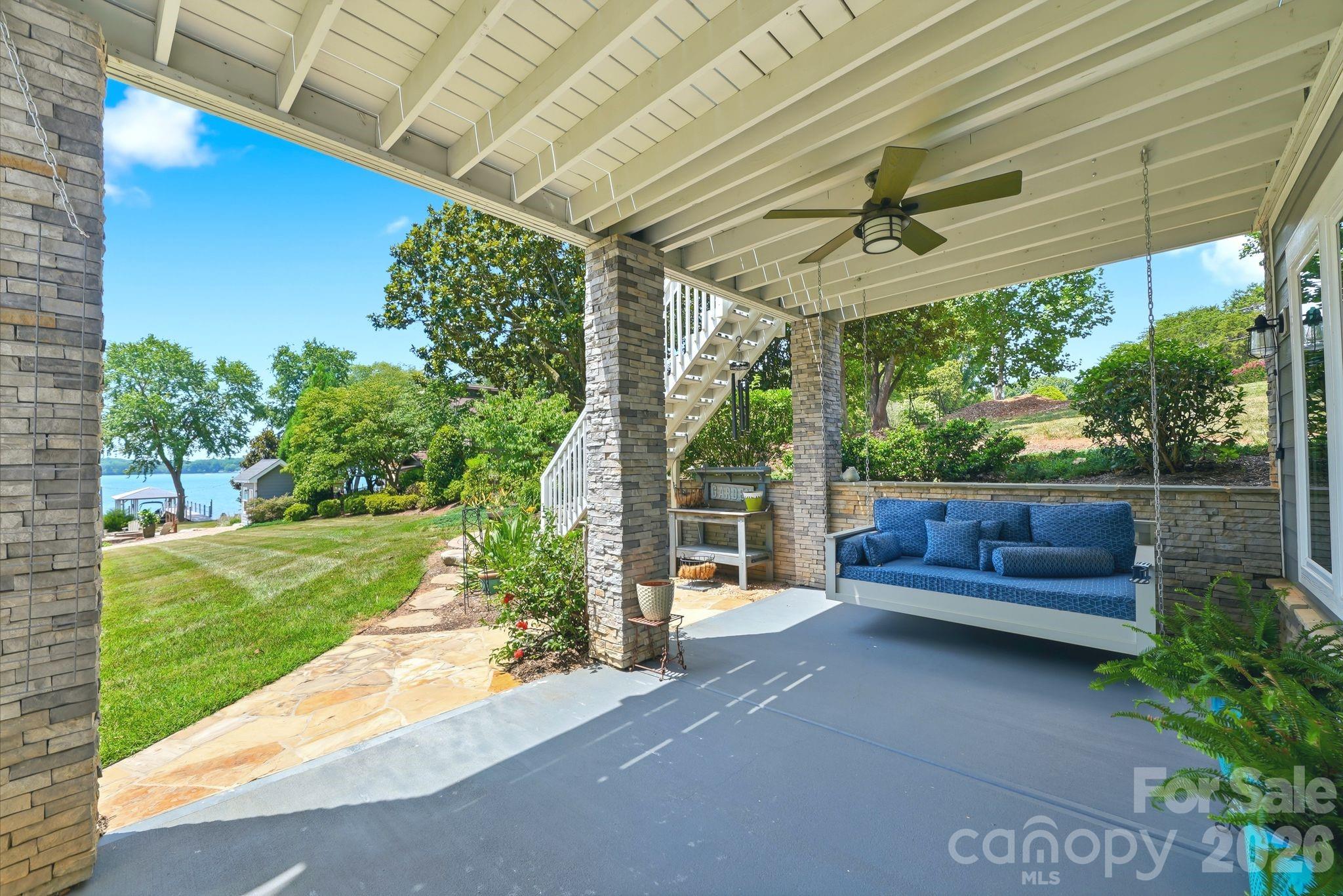 4293 Harbor Lane — Sherrills Ford