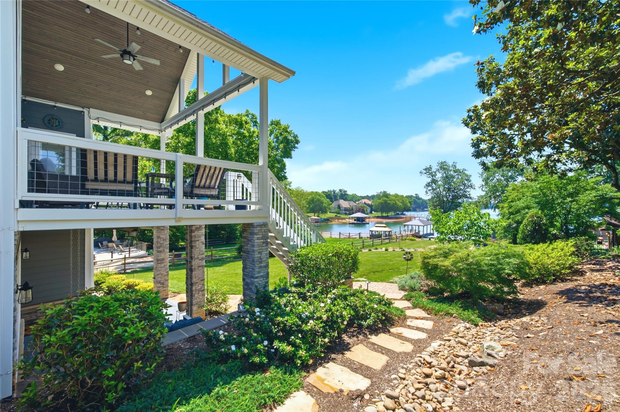 4293 Harbor Lane — Sherrills Ford