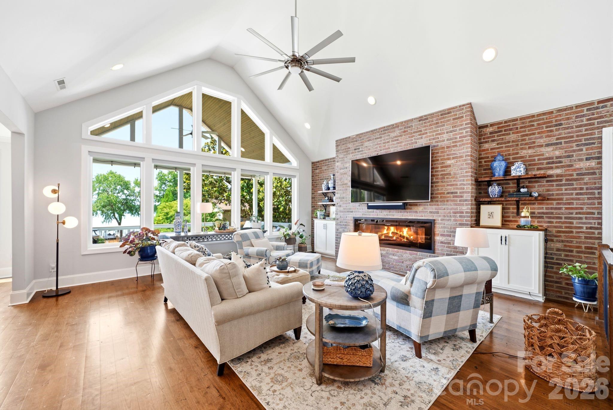4293 Harbor Lane — Sherrills Ford