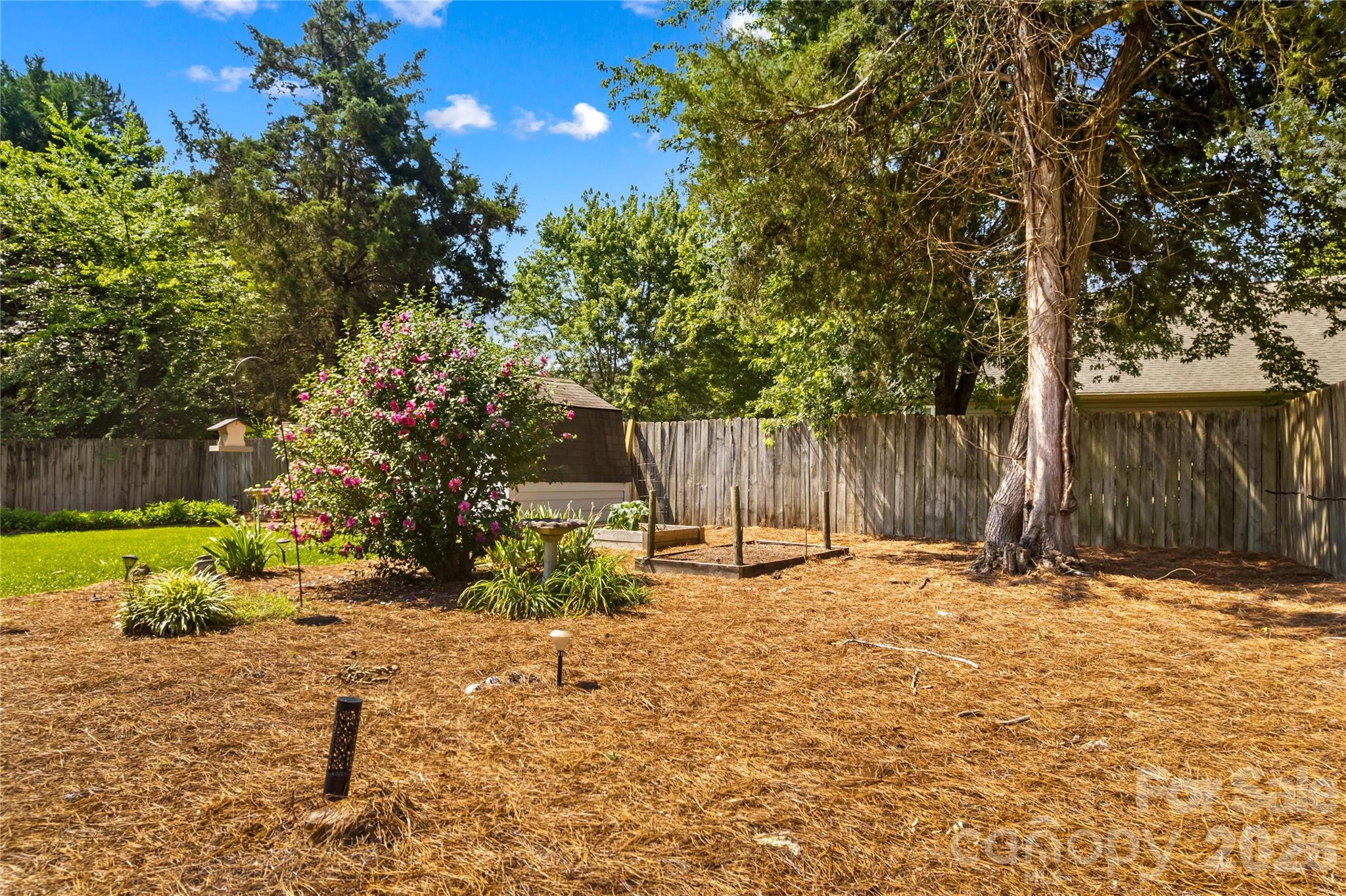 4425 Derbyshire Lane — Matthews
