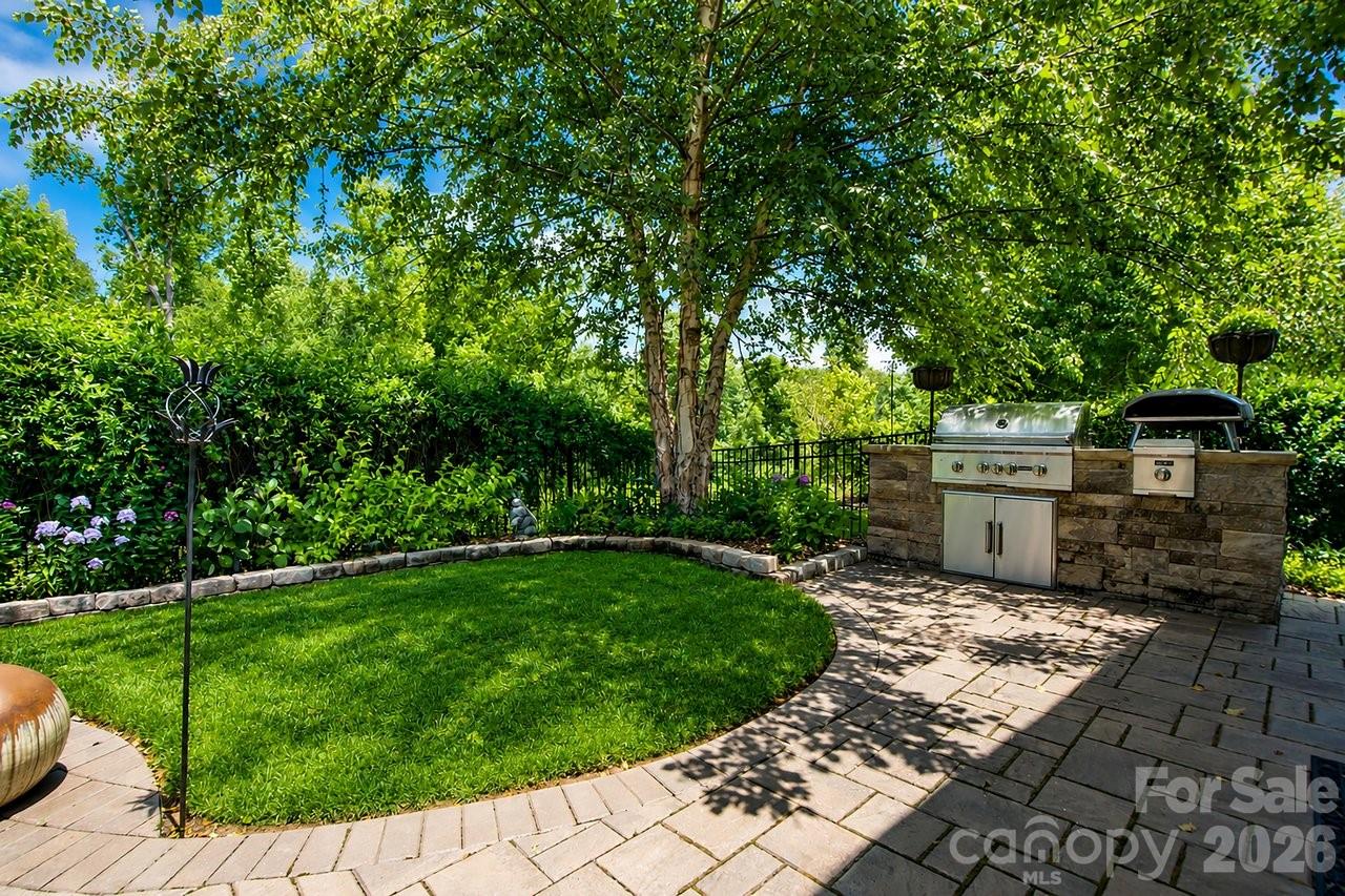 4854 Looking Glass Trail — Denver