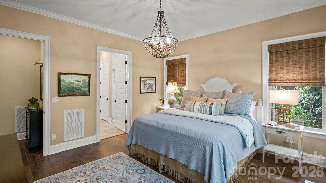 4854 Looking Glass Trail — Denver