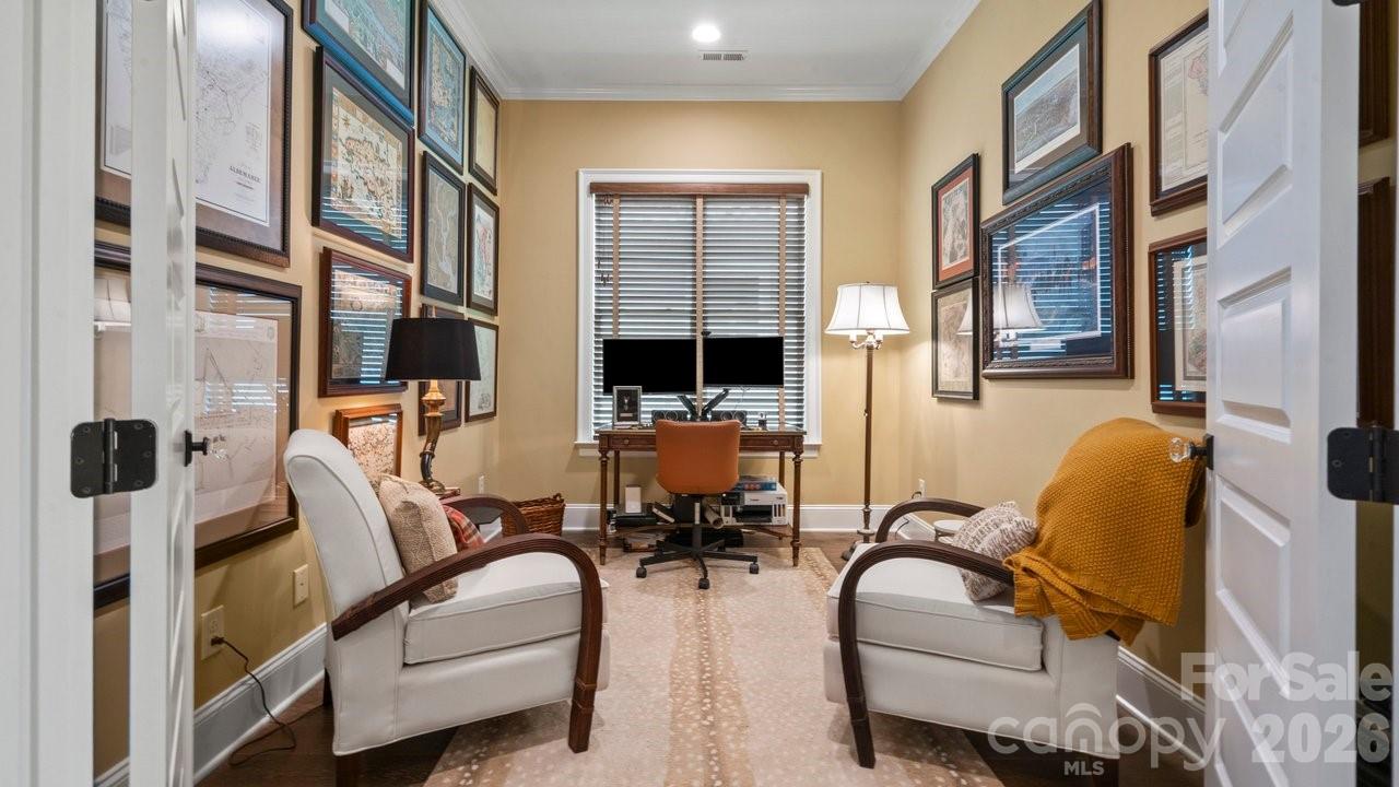 4854 Looking Glass Trail — Denver