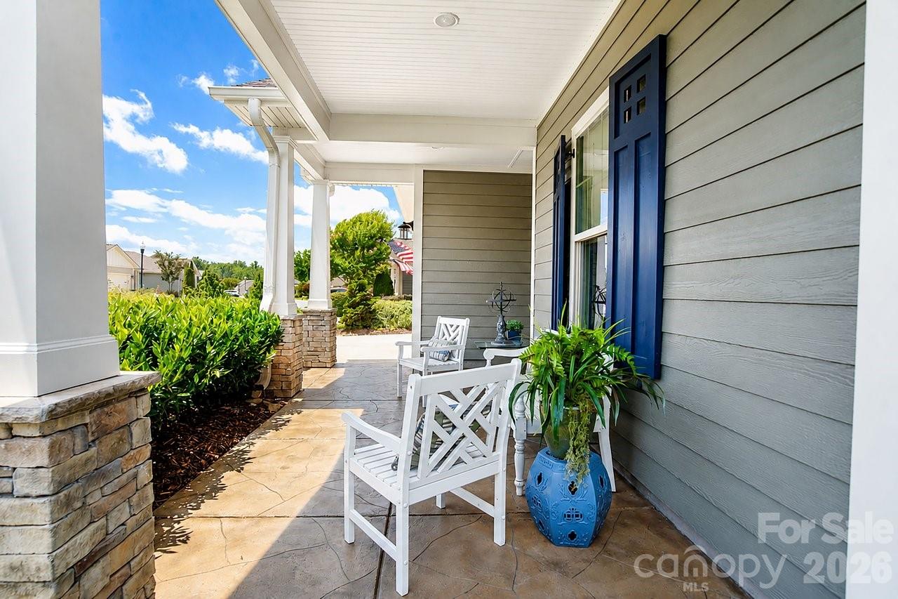4854 Looking Glass Trail — Denver