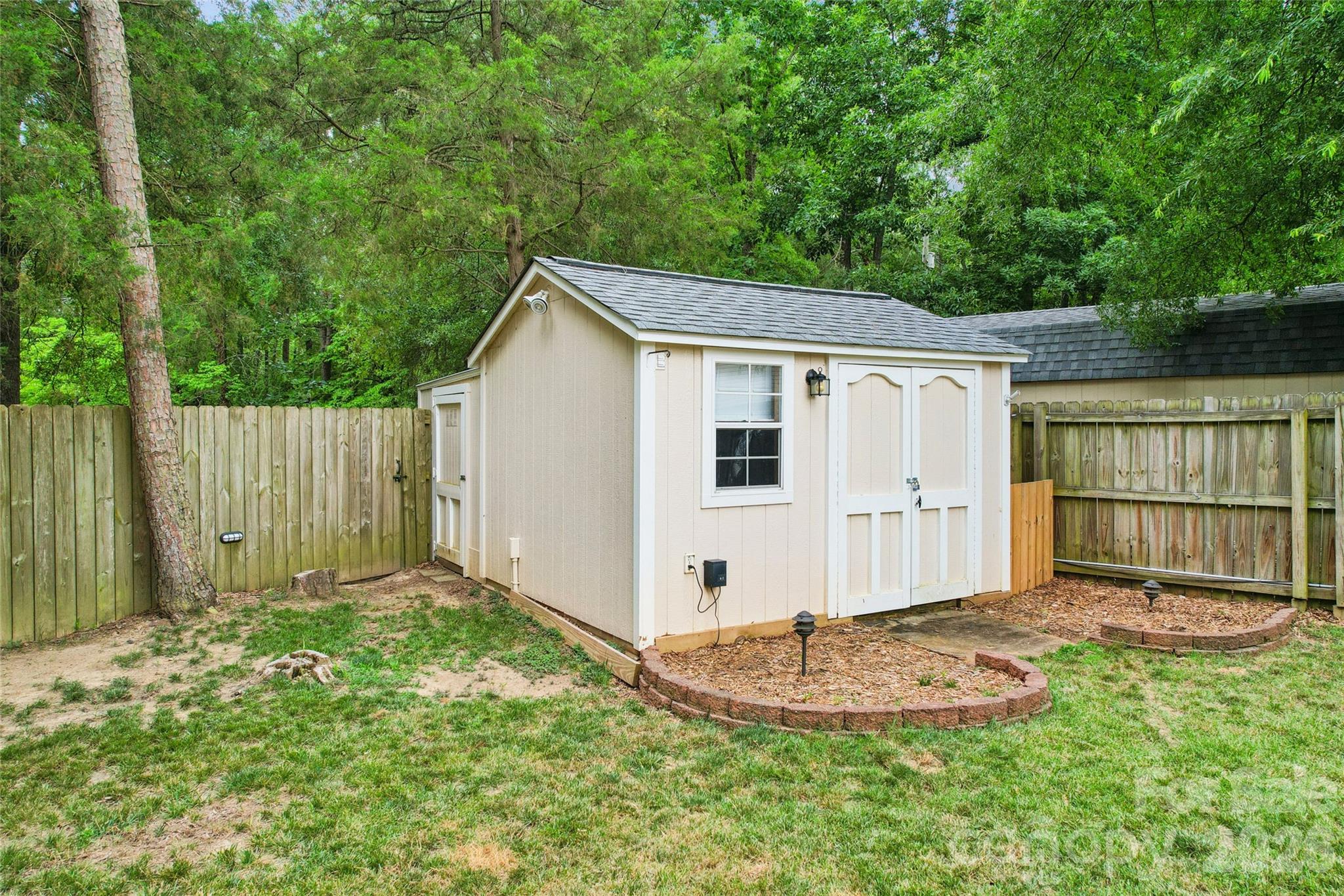 1438 Piney Church Road — Concord