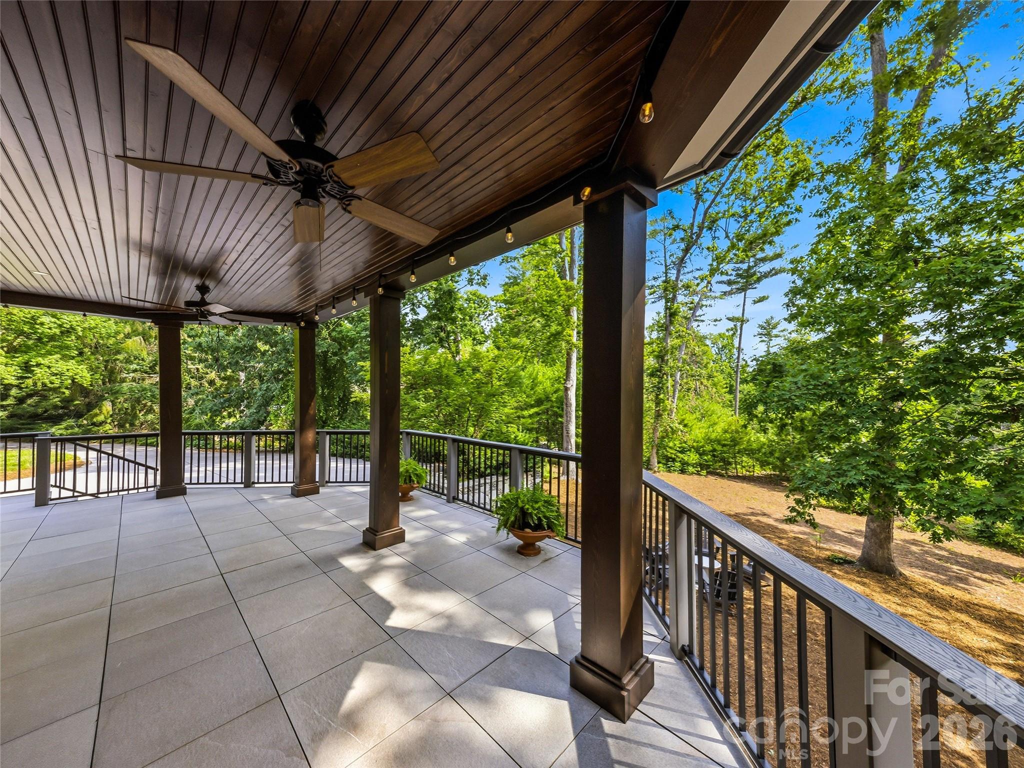 1 Cedar Chine Drive — Asheville