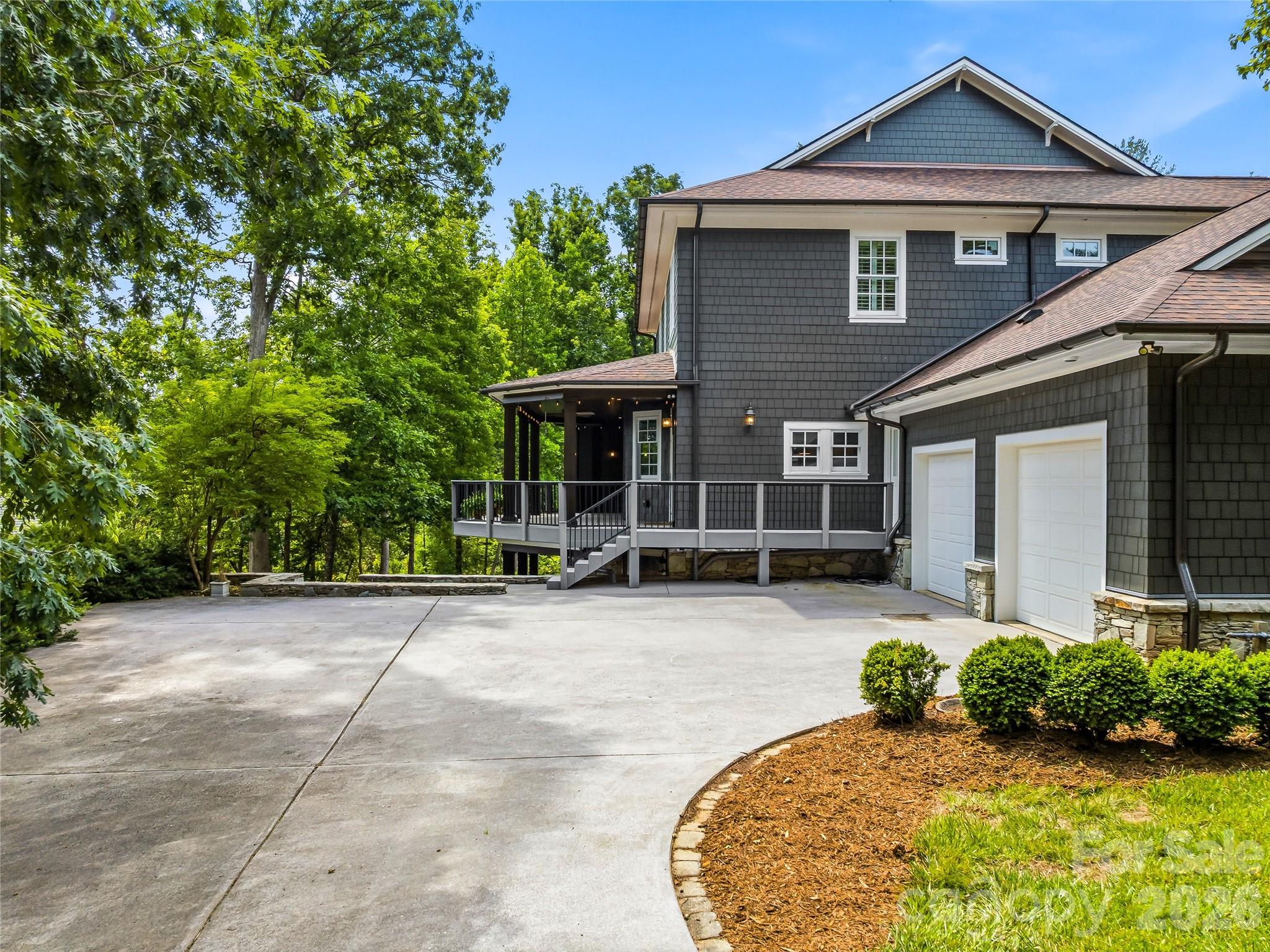 1 Cedar Chine Drive — Asheville