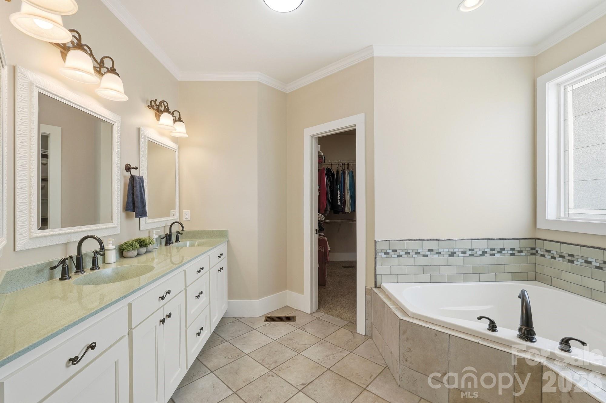 3048 Seagletown Road — Vale