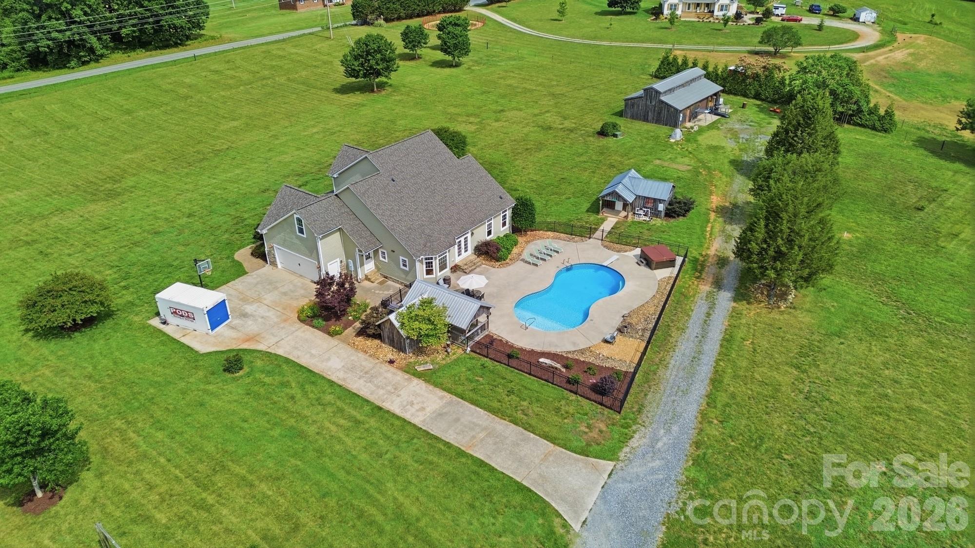 3048 Seagletown Road — Vale