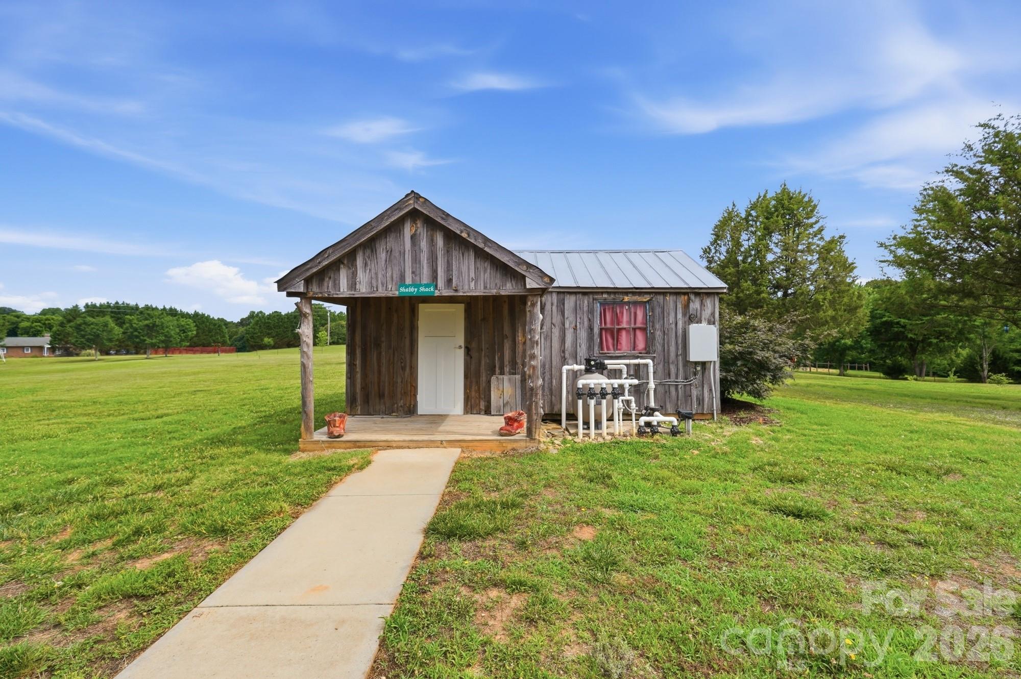 3048 Seagletown Road — Vale