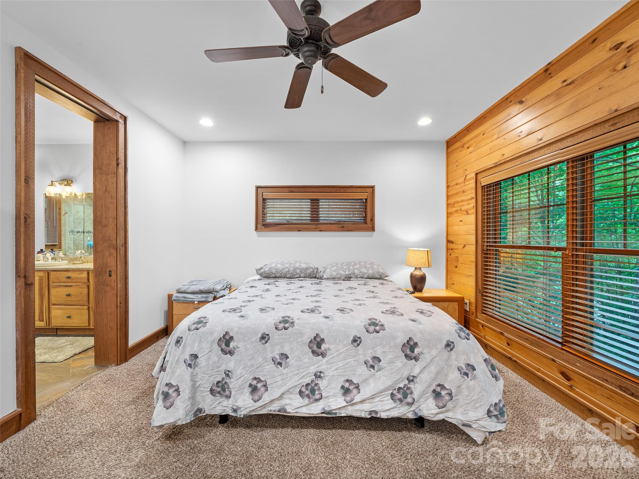 47 Falls Crossing Road — Burnsville