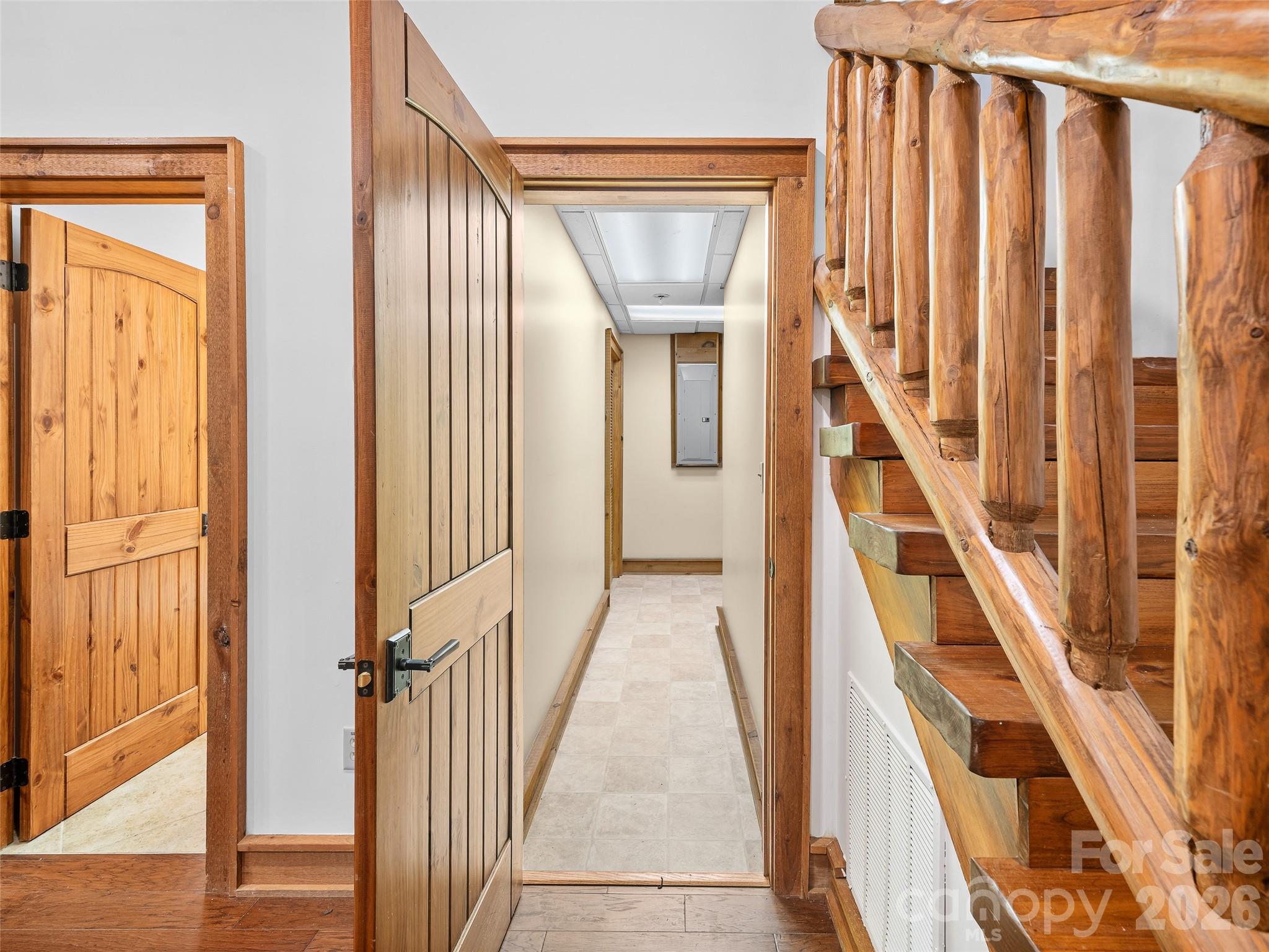 47 Falls Crossing Road — Burnsville