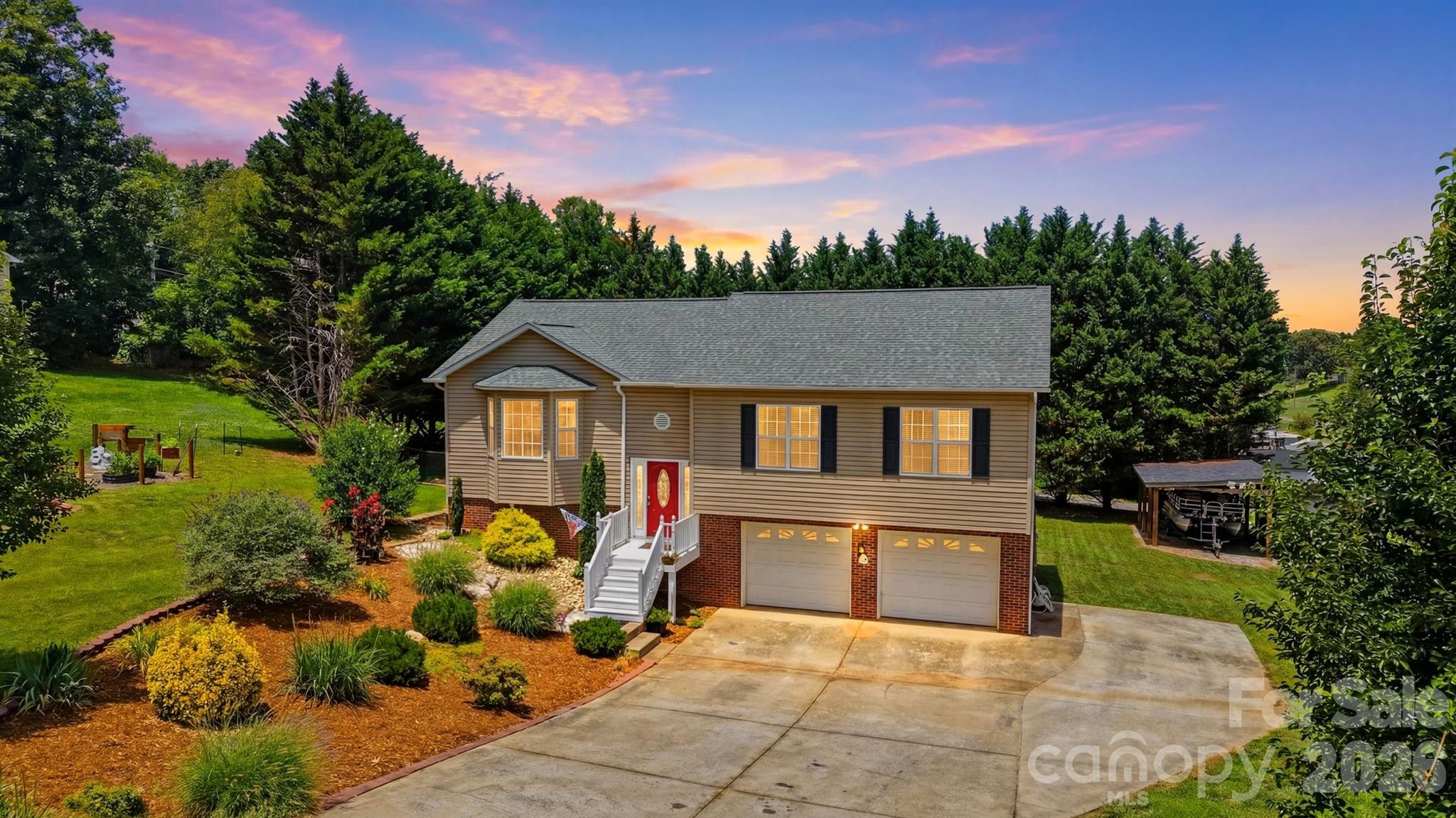 1258 Birch Drive — Morganton