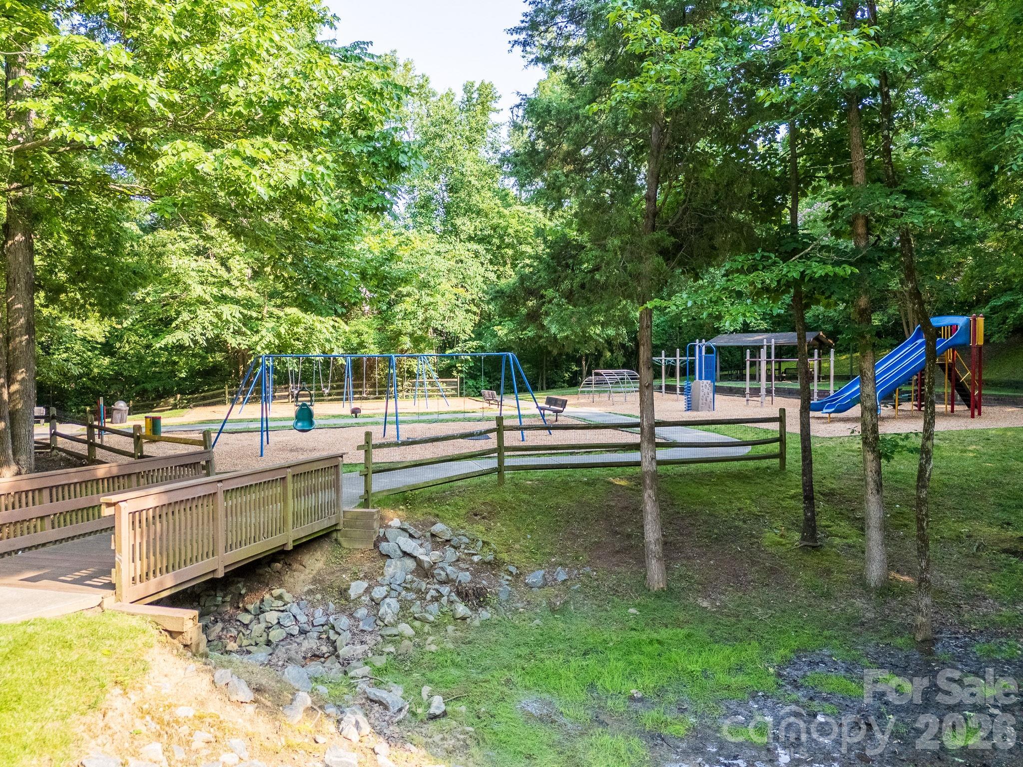 1824 Laveta Road — Charlotte