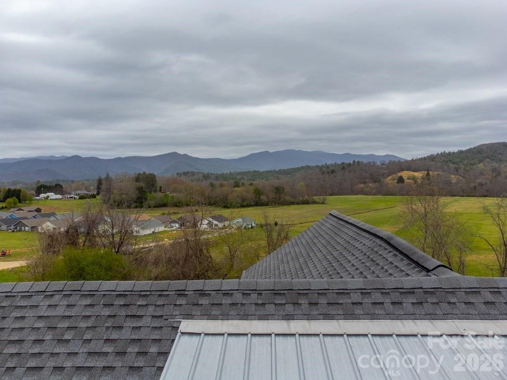 101 Mill Street — Hayesville