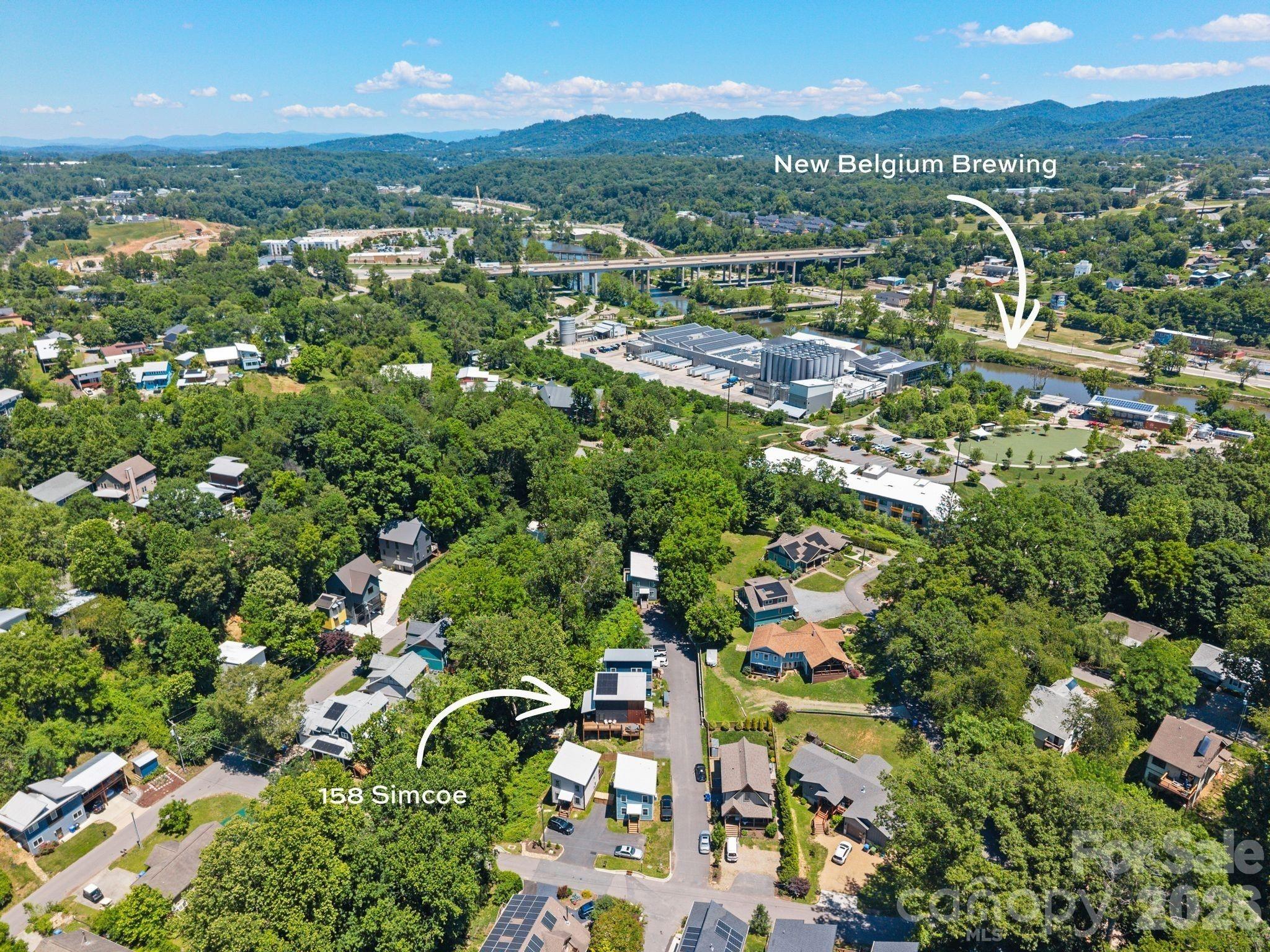 158 Simcoe Street — Asheville
