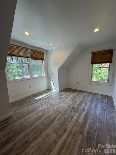 140 Falls Crossing Road — Burnsville