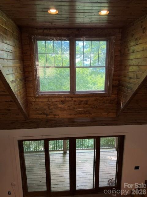 140 Falls Crossing Road — Burnsville