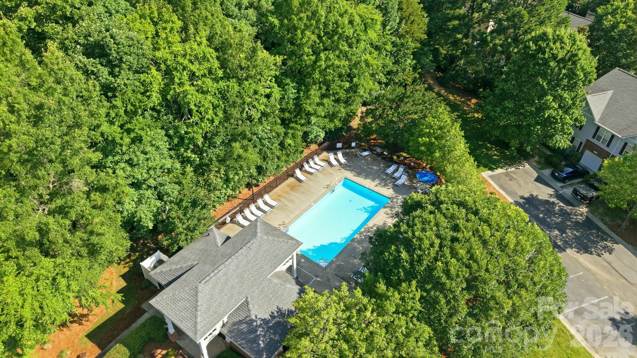 16936 Commons Creek Drive — Charlotte